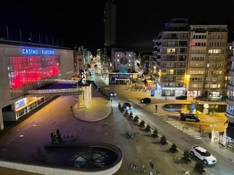 Studio By Aimee - 20M From The Beach & In City Centre! Oostende Bagian luar foto
